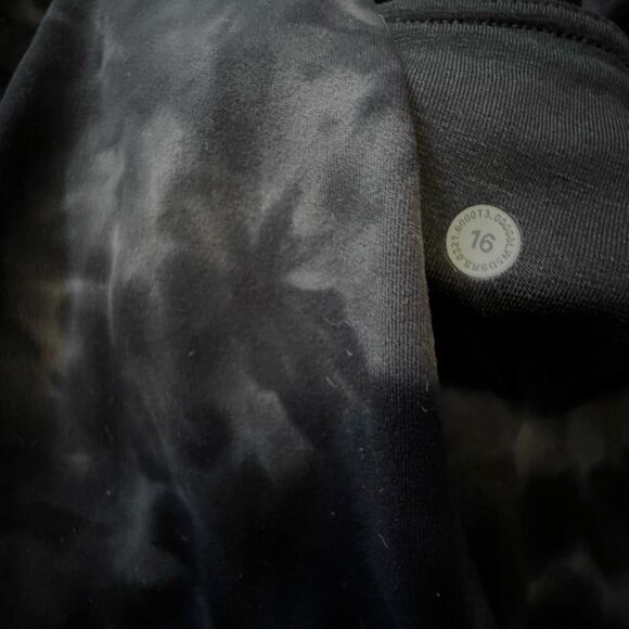 Lululemon Sz 16 Align High Rise Pant with Pockets 25" - Diamond Dye Pitch Grey G - Picture 8 of 10